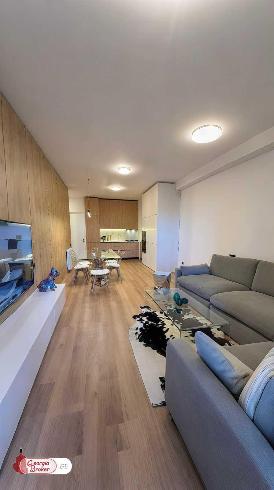 nearly repaired 3-room apartment for sale