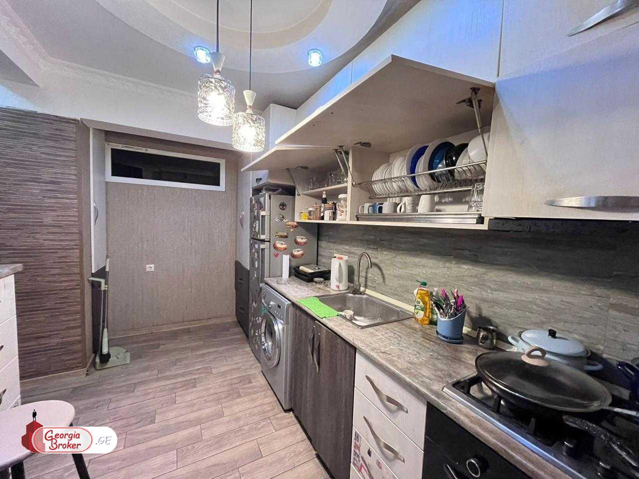 nearly repaired 4-room apartment for sale