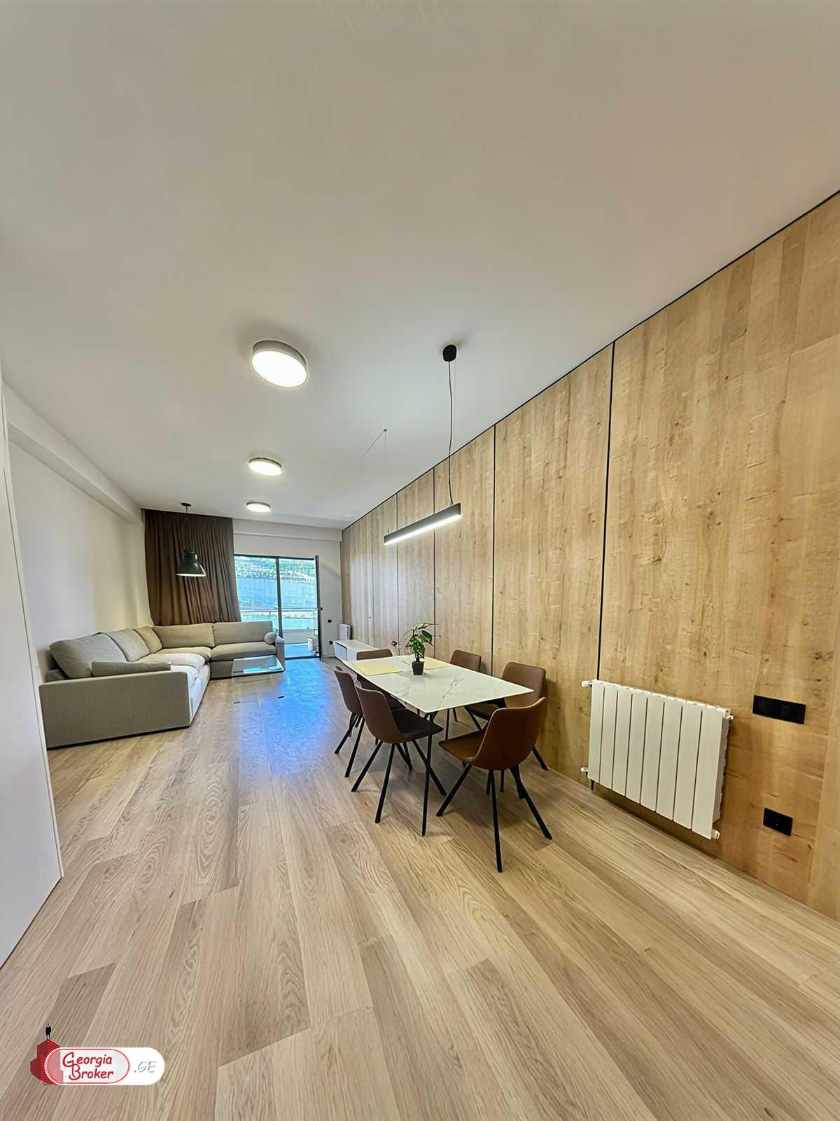 nearly repaired 3-room apartment for sale