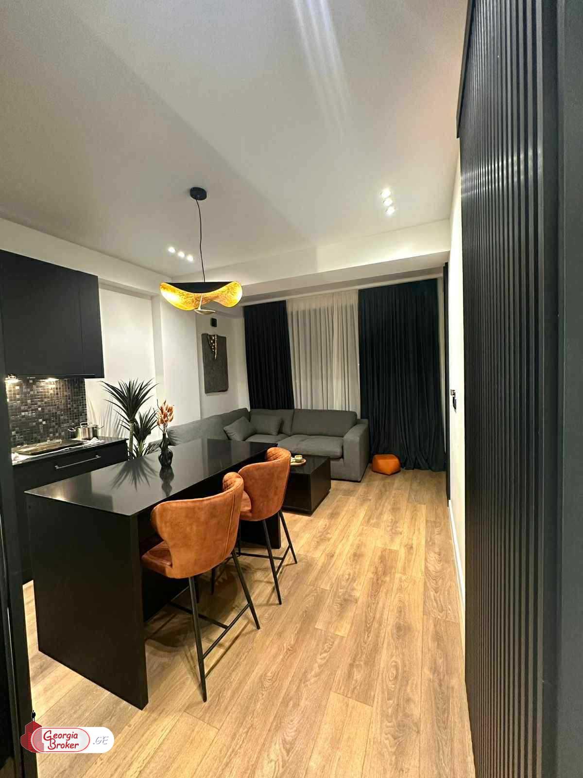 nearly repaired 2-room apartment for sale