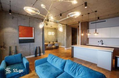 продается квартира с новым ремонтом 3-комнаты