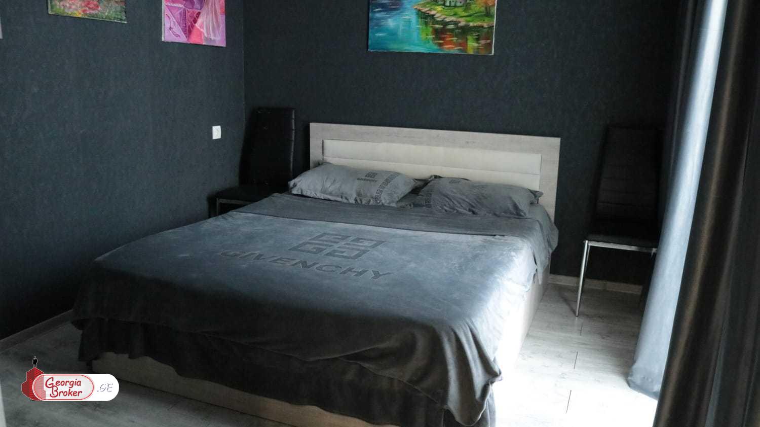 nearly repaired 3-room apartment for sale