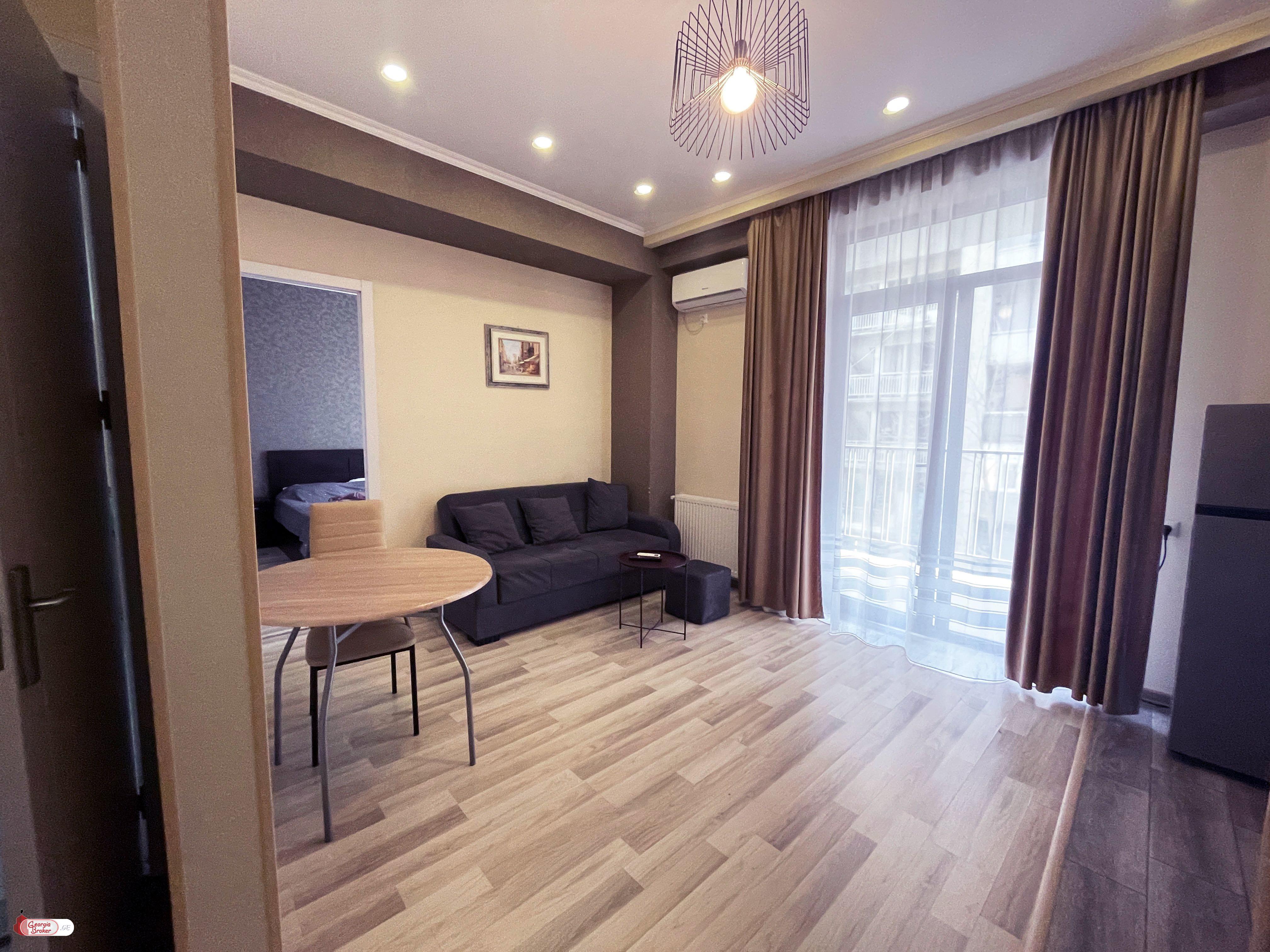 nearly repaired 2-room apartment for sale