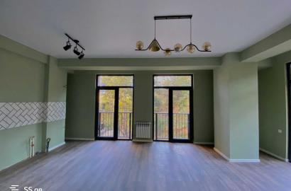 продается квартира с новым ремонтом 3-комнаты