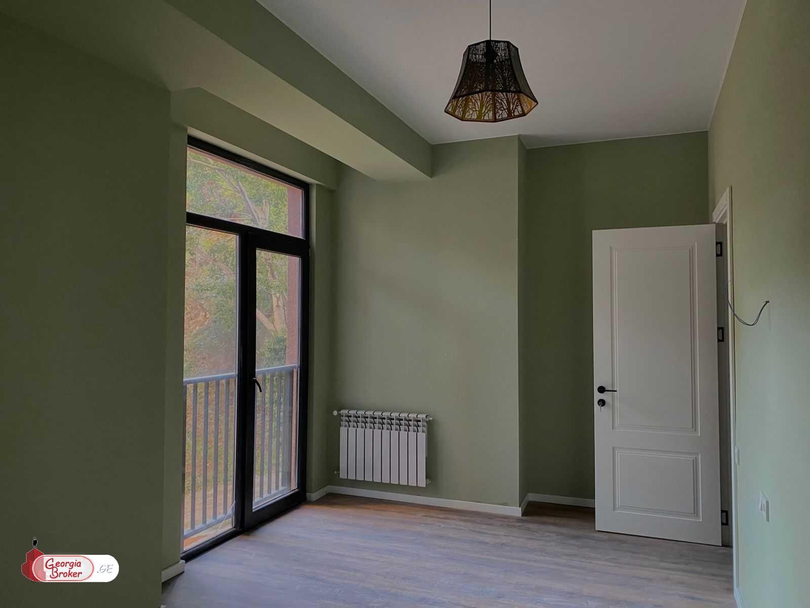 продается квартира с новым ремонтом 3-комнаты