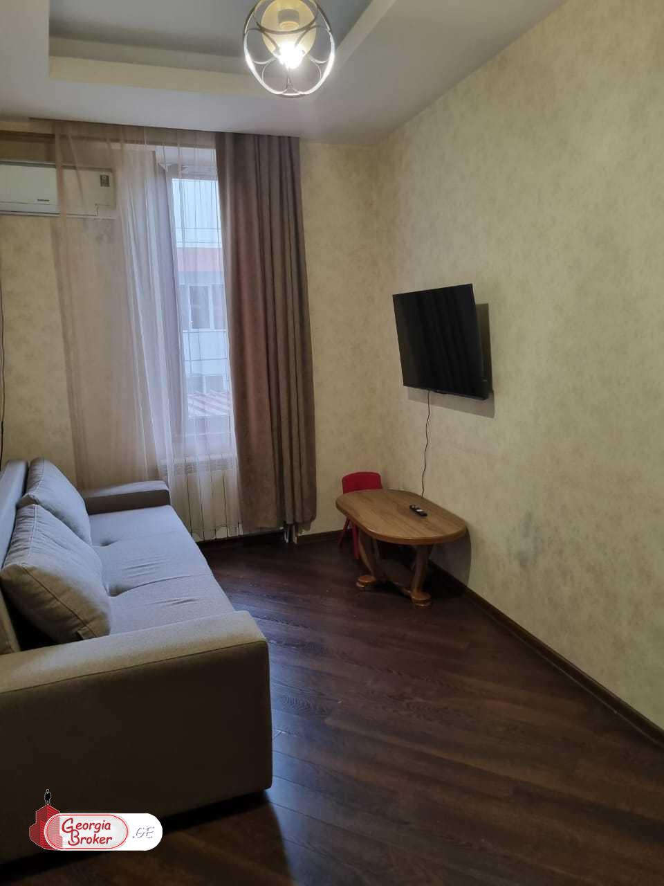 nearly repaired 3-room apartment for sale