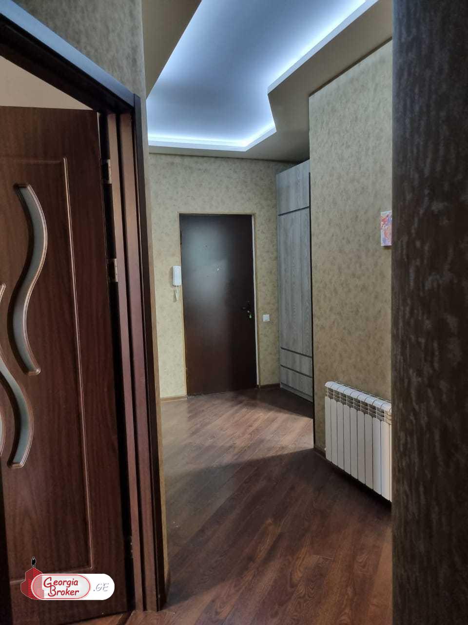 nearly repaired 3-room apartment for sale