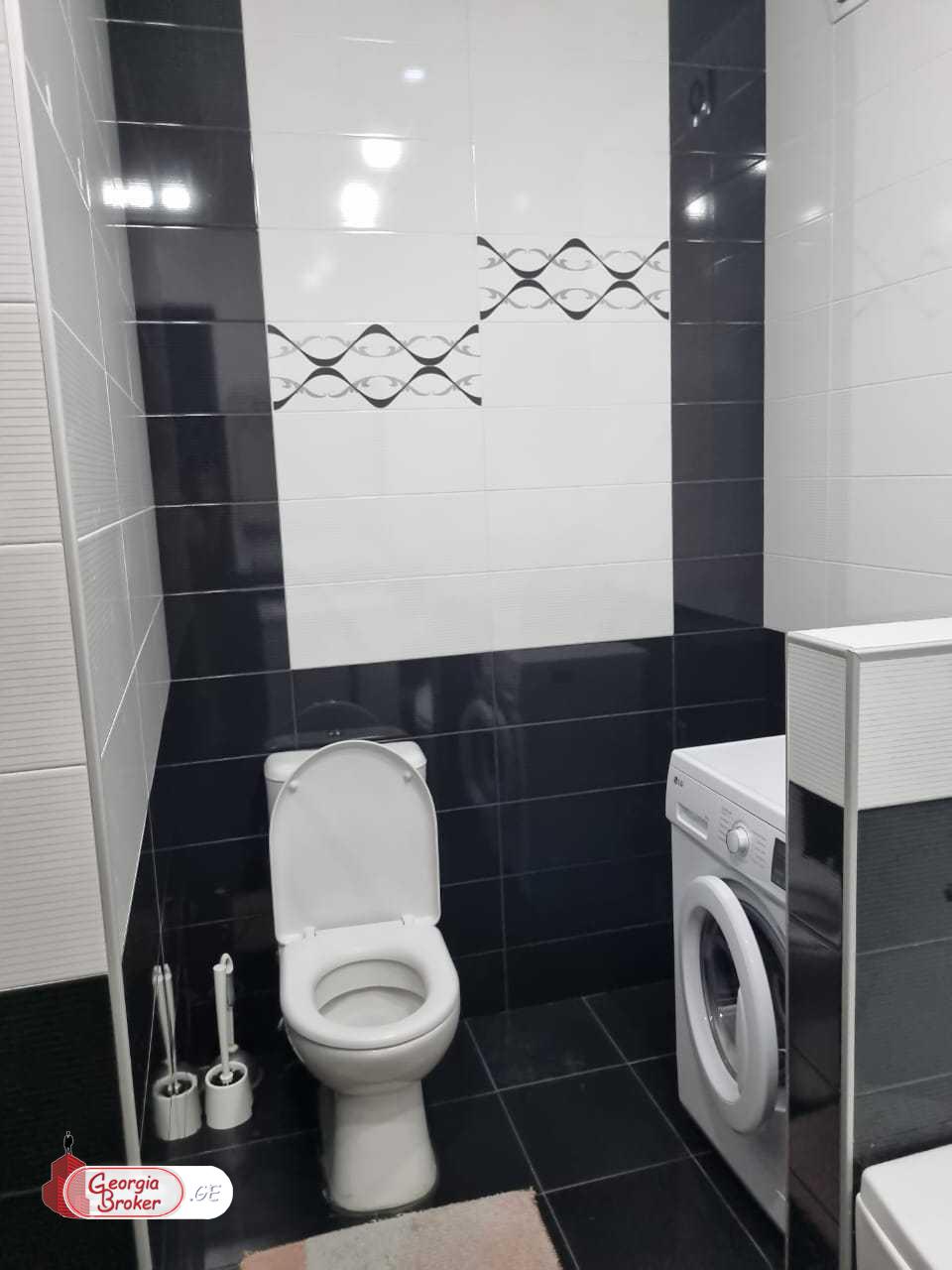 nearly repaired 3-room apartment for sale