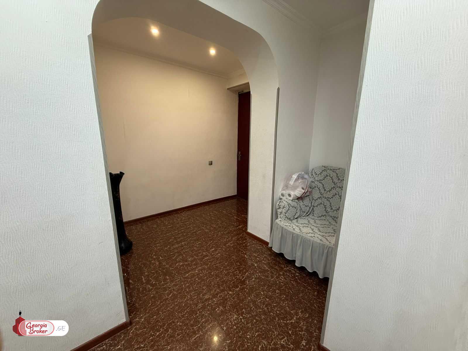 old repaired 4-room apartment for sale