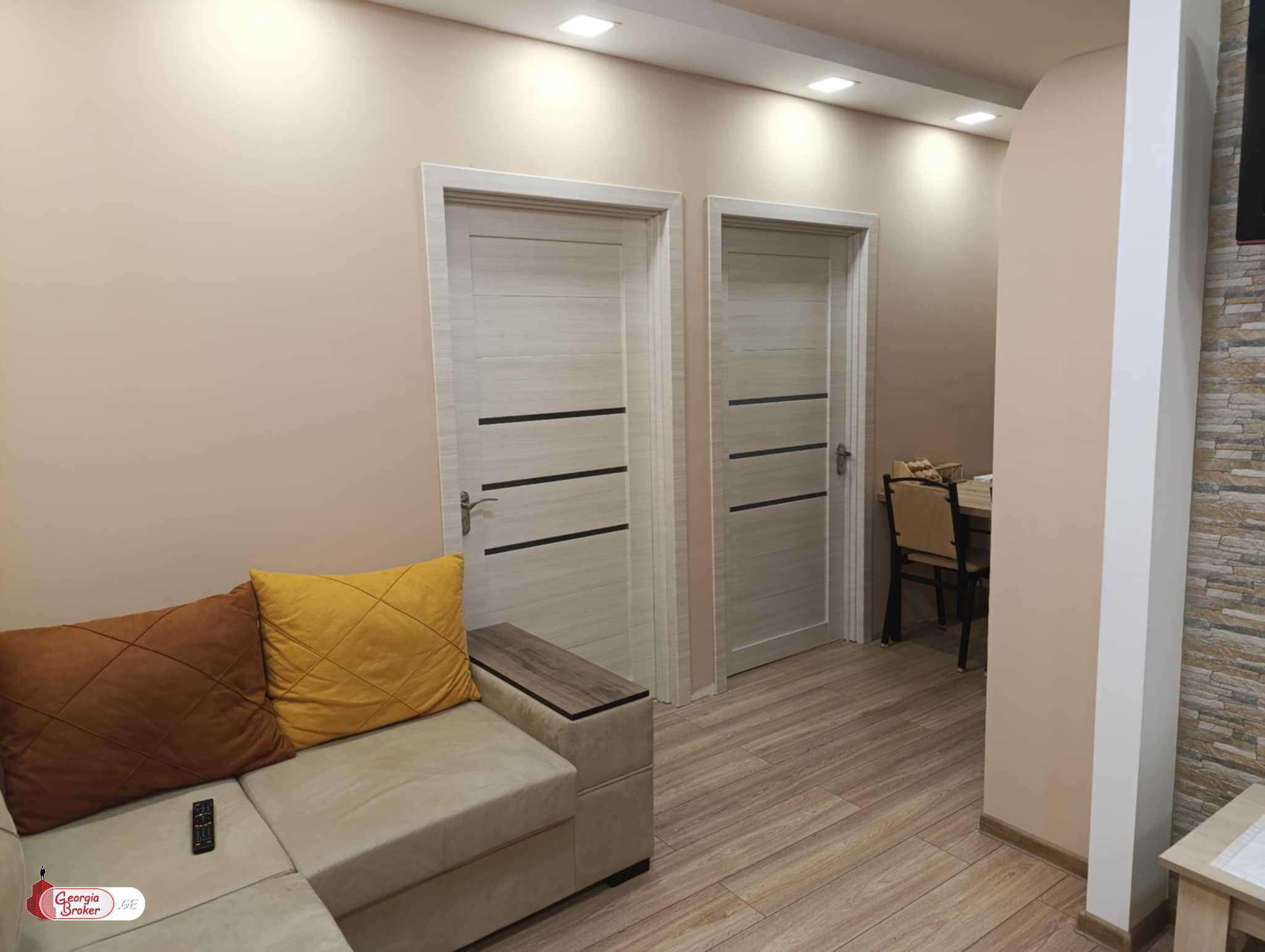 იყიდება ახალი გარემონტებული 3 ოთახიანი ბინა