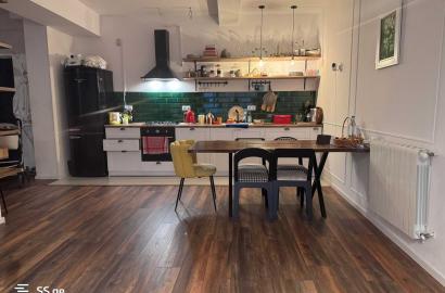 nearly repaired 2-room apartment for sale