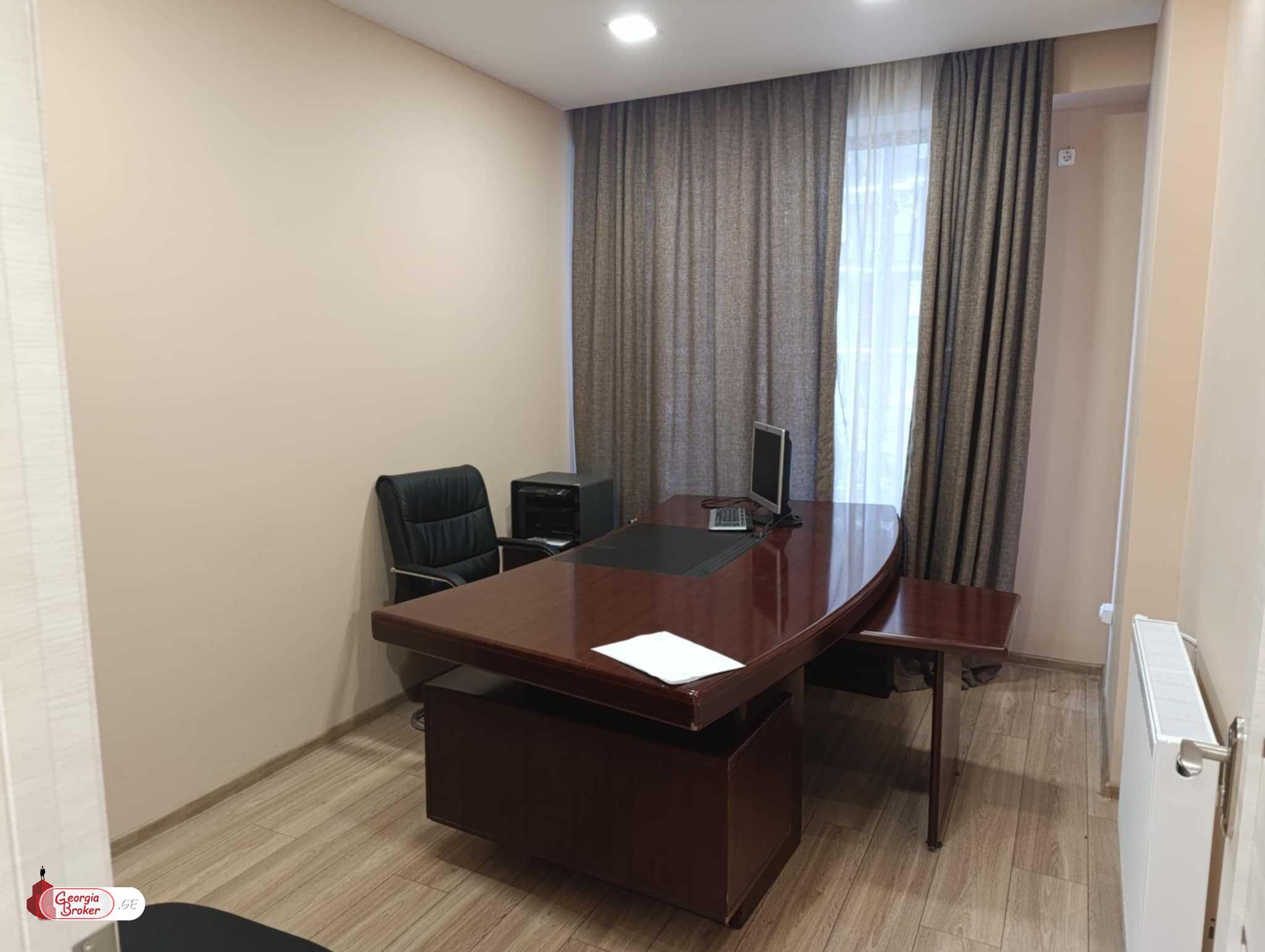 იყიდება ახალი გარემონტებული 3 ოთახიანი ბინა