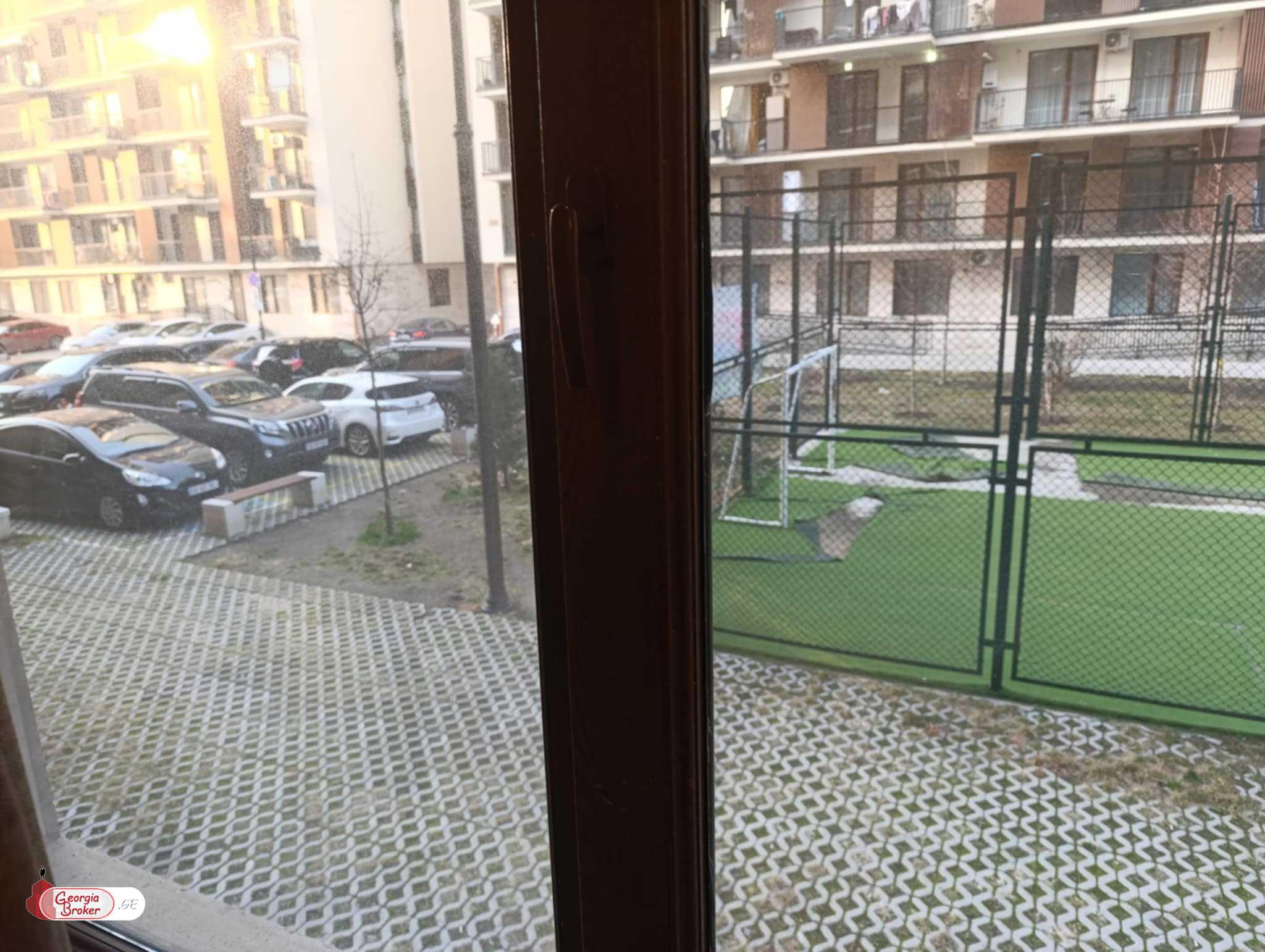 იყიდება ახალი გარემონტებული 3 ოთახიანი ბინა