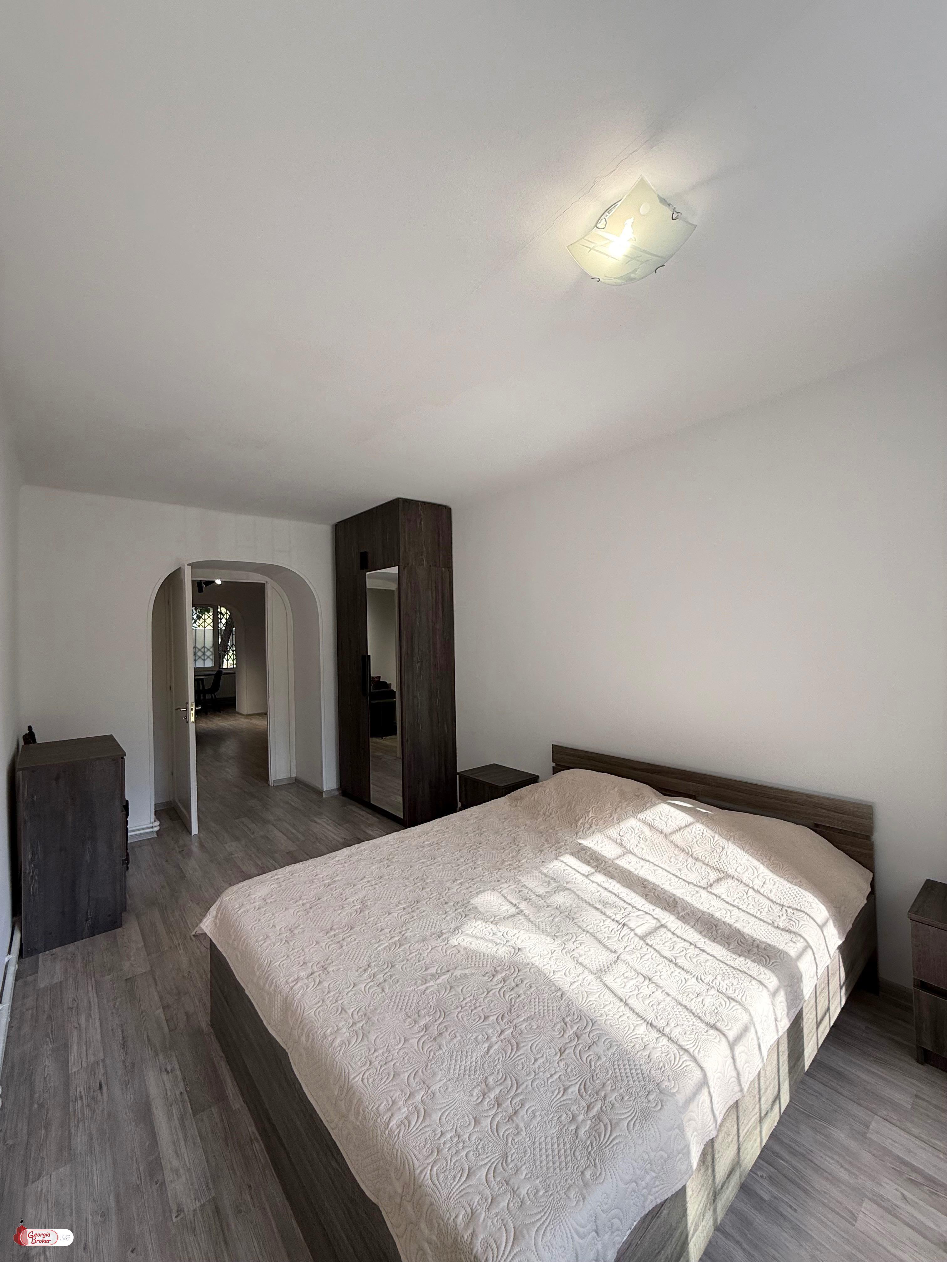 продается квартира с новым ремонтом 2-комнаты