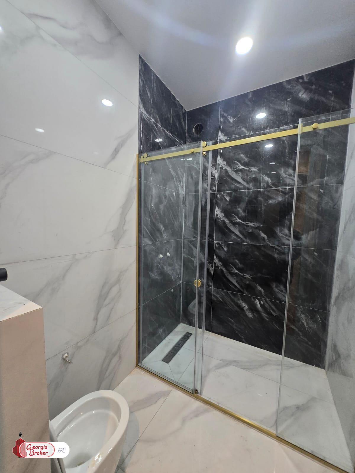 nearly repaired 3-room apartment for sale