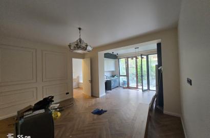 продается квартира с новым ремонтом 3-комнаты