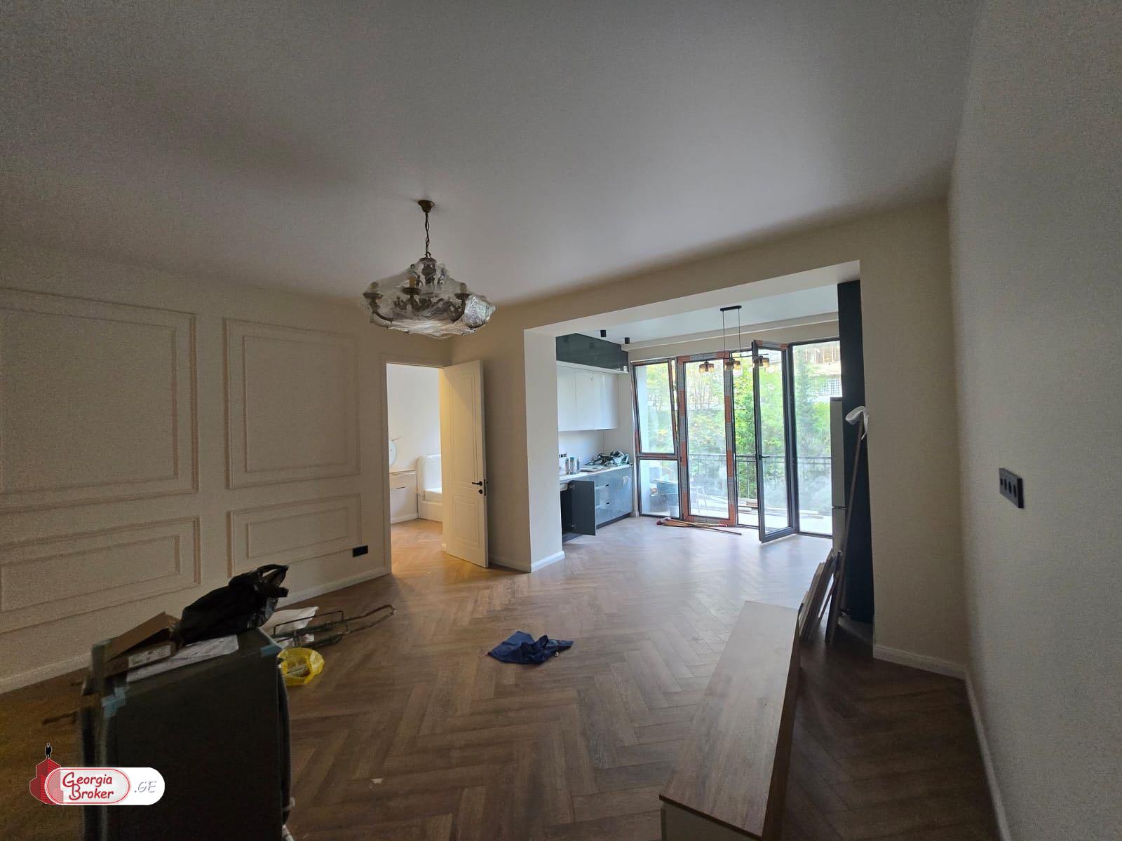 nearly repaired 3-room apartment for sale