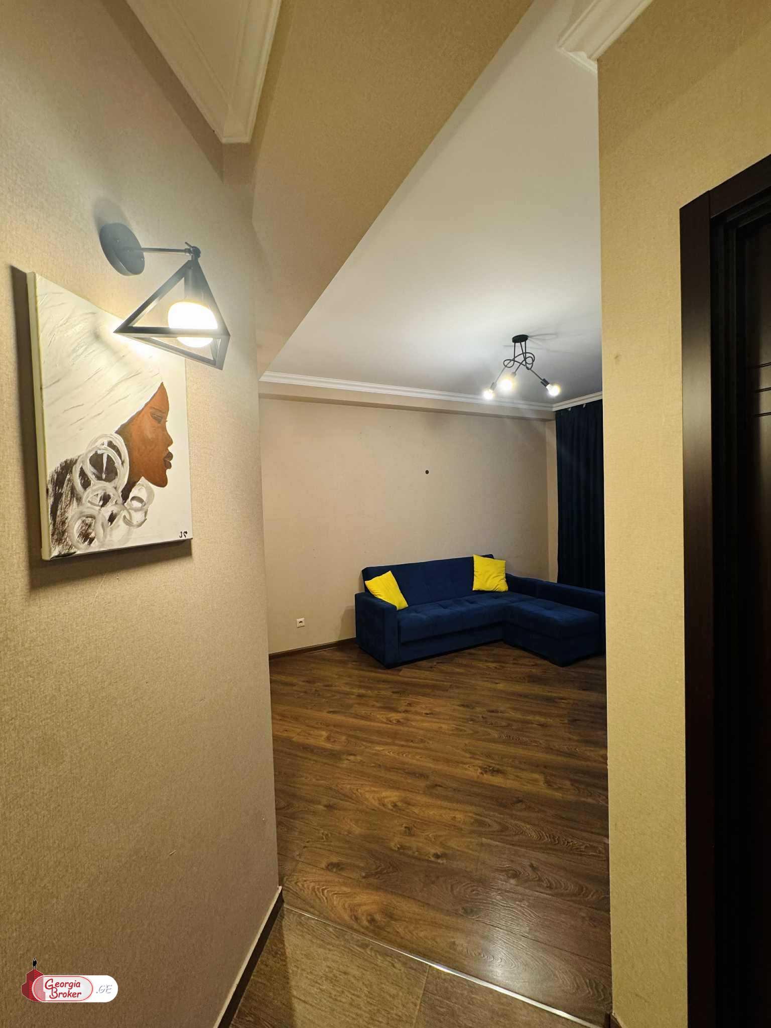 продается квартира с новым ремонтом 2-комнаты