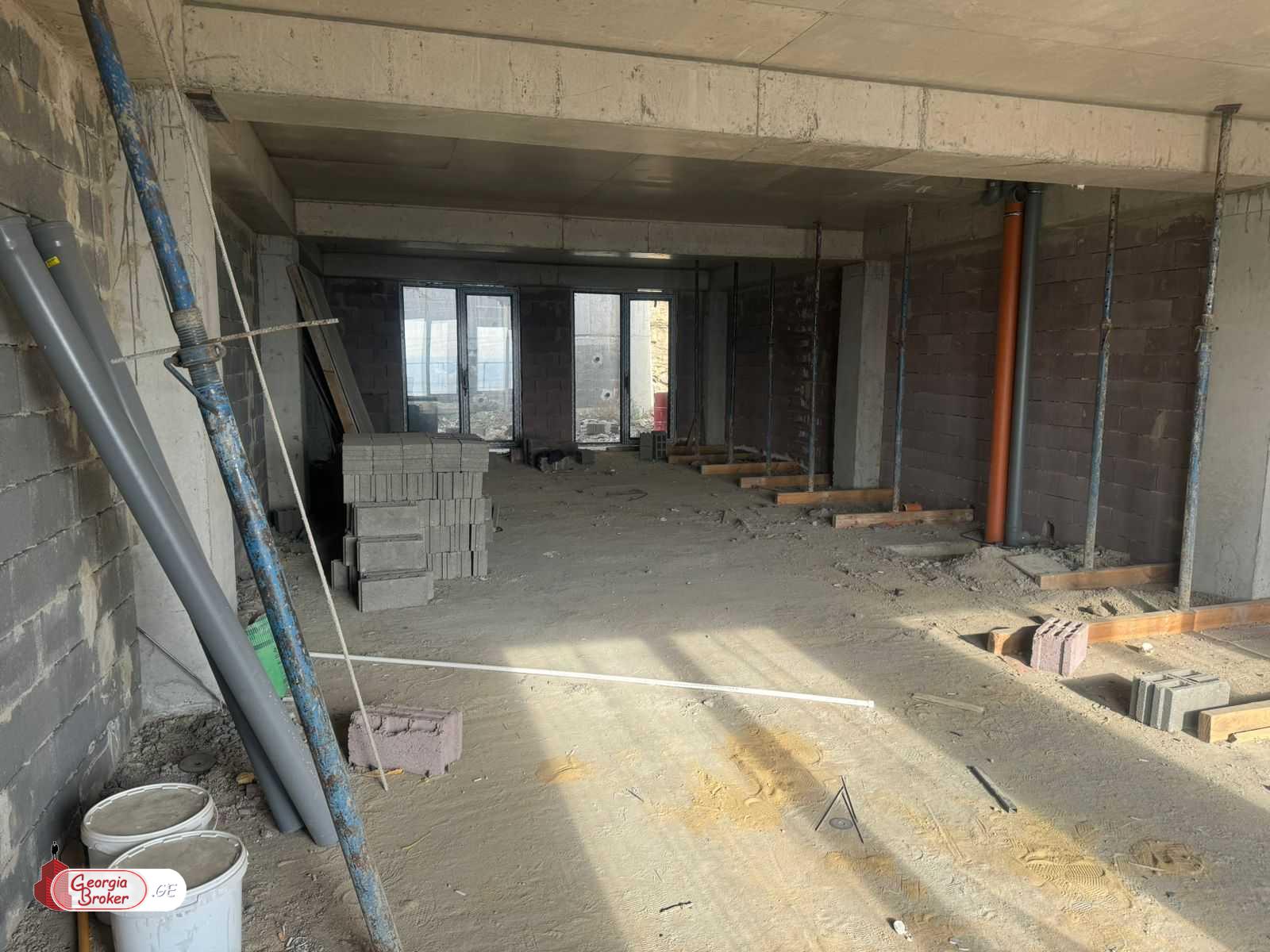 продается квартира новостройка 3-комнаты