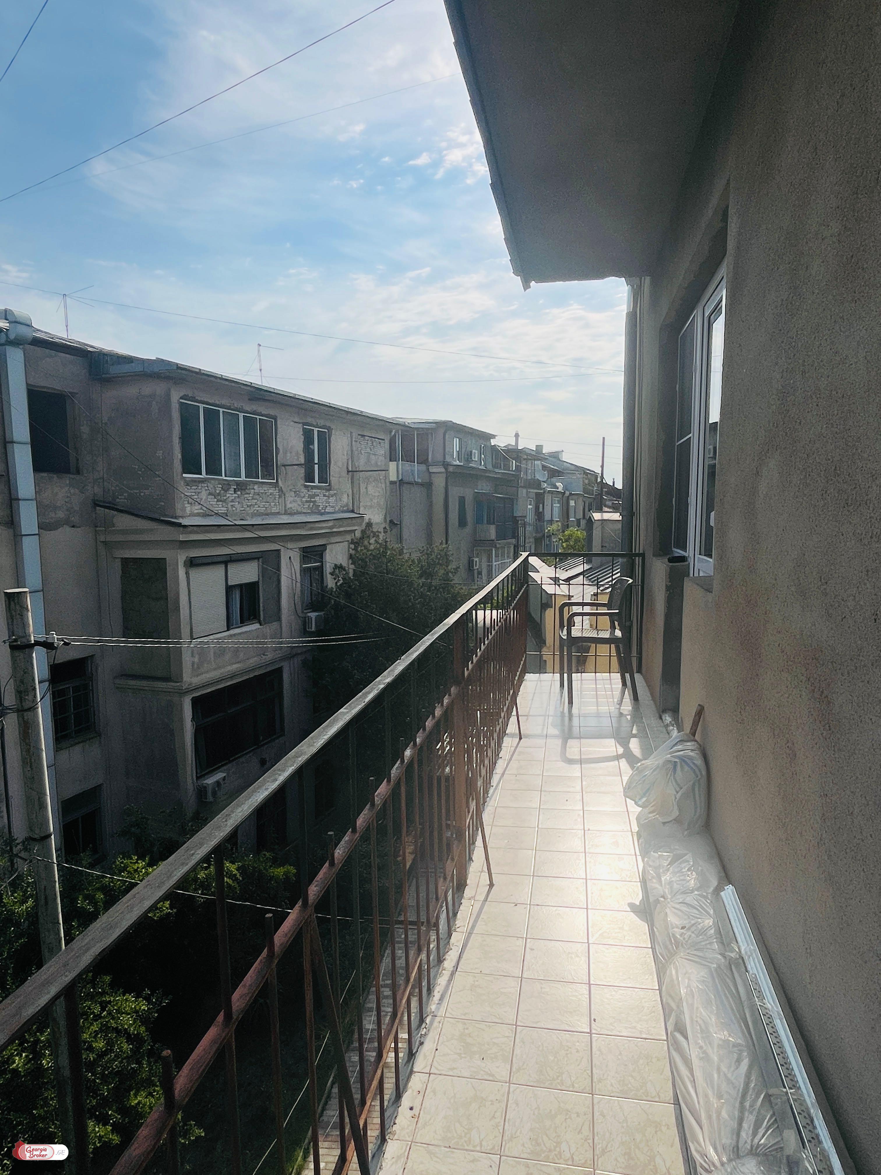 nearly repaired 4-room apartment for sale