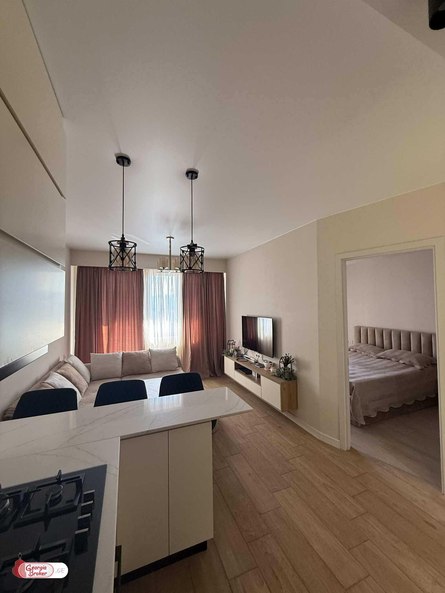 იყიდება ახალი გარემონტებული 2 ოთახიანი ბინა