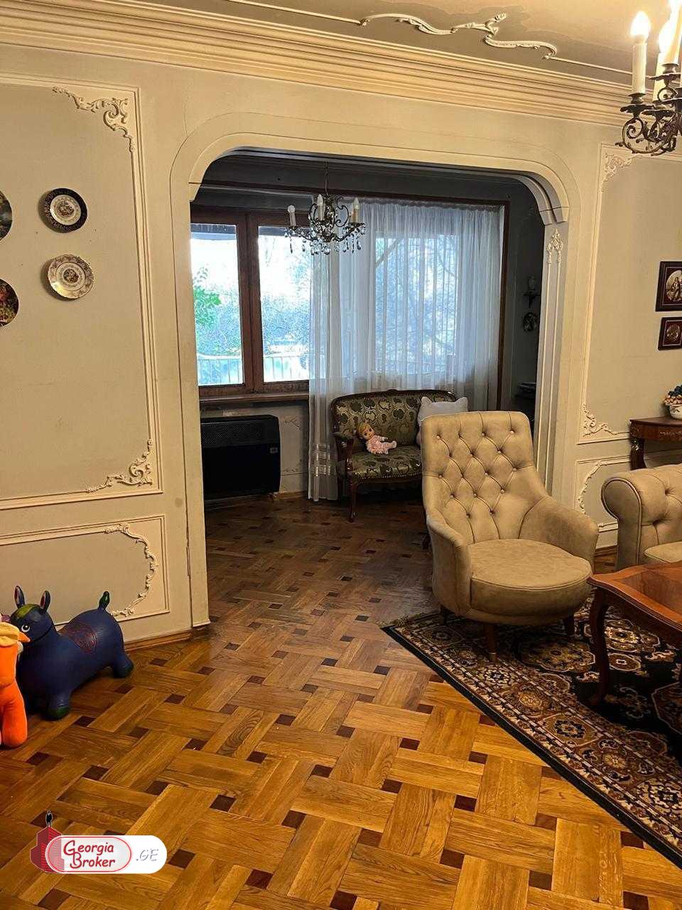 продается квартира с новым ремонтом 3-комнаты