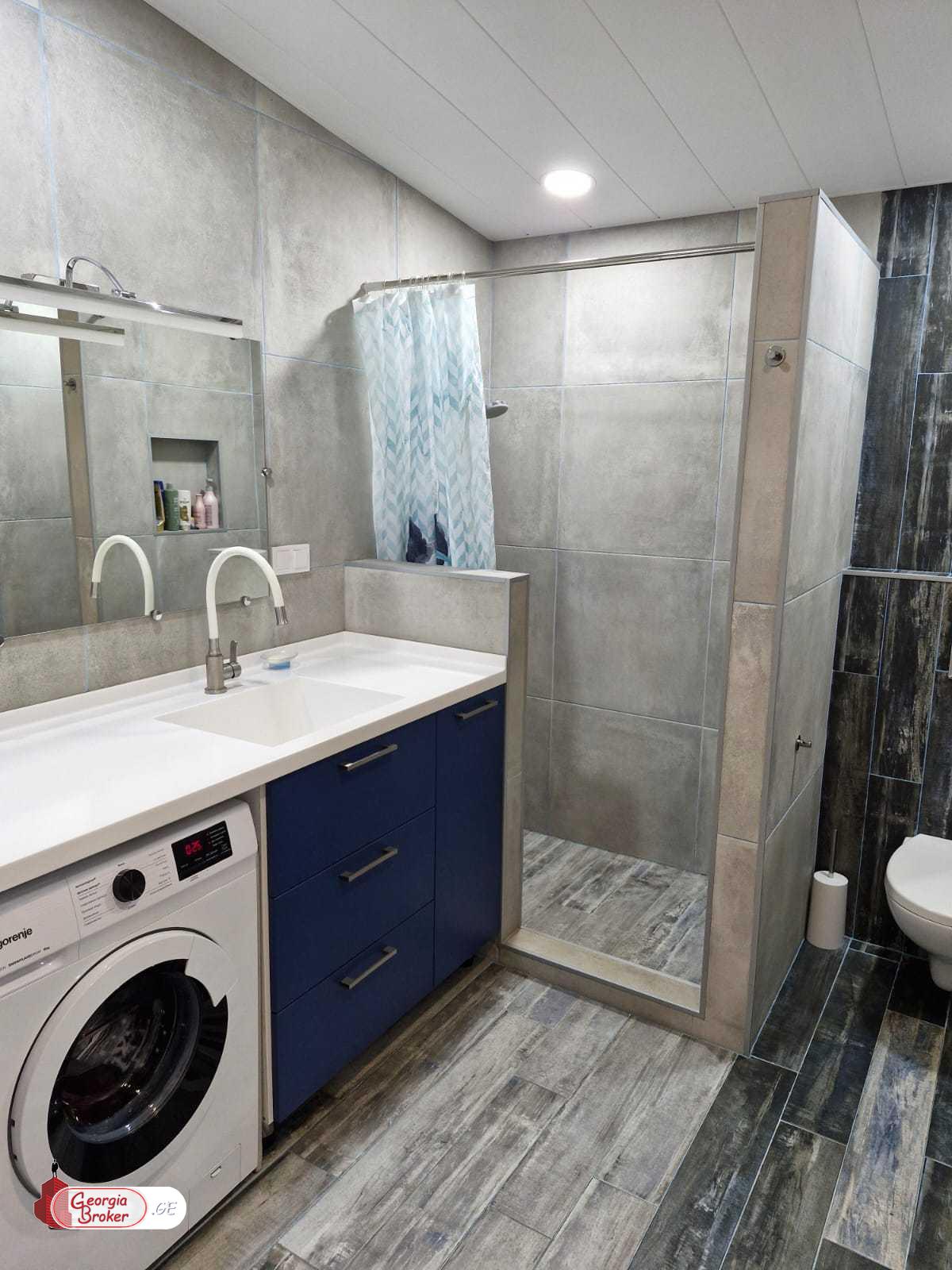 продается квартира с новым ремонтом 3-комнаты