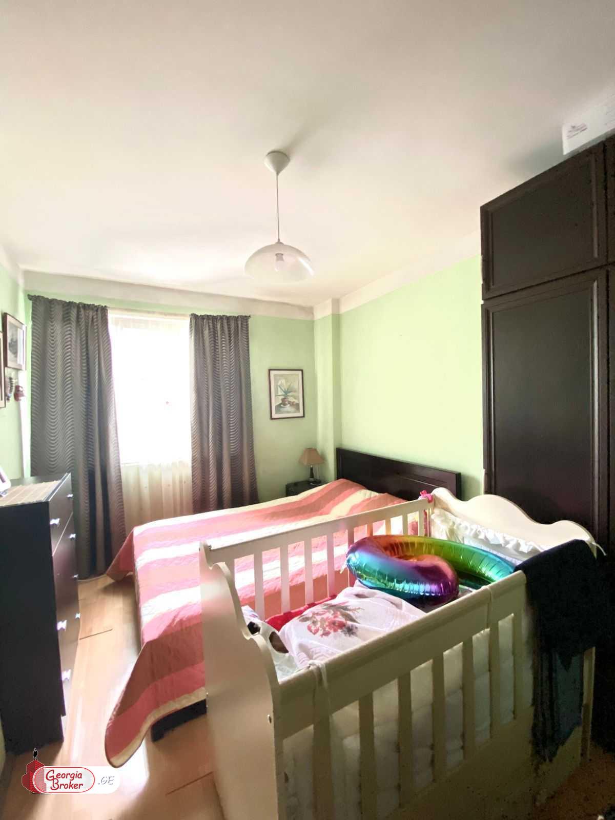 იყიდება ახალი გარემონტებული 3 ოთახიანი ბინა