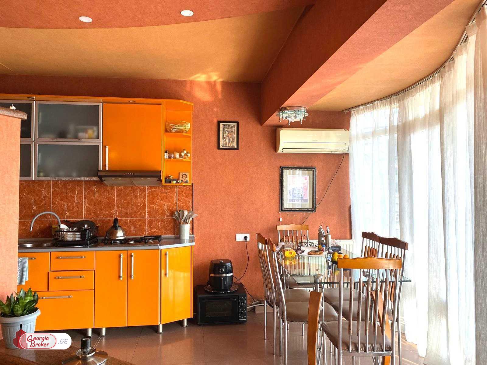 nearly repaired 3-room apartment for sale