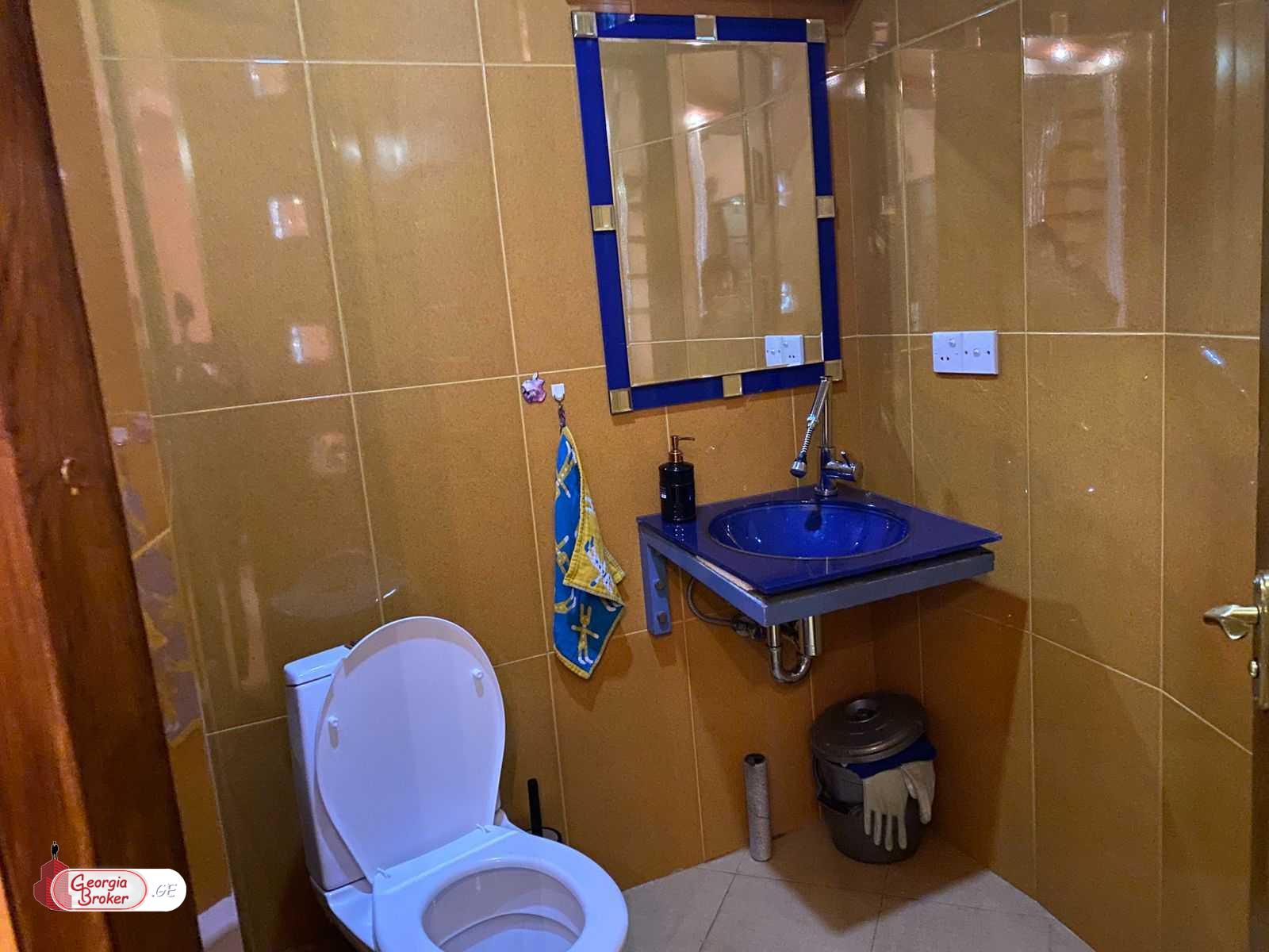 nearly repaired 3-room apartment for sale