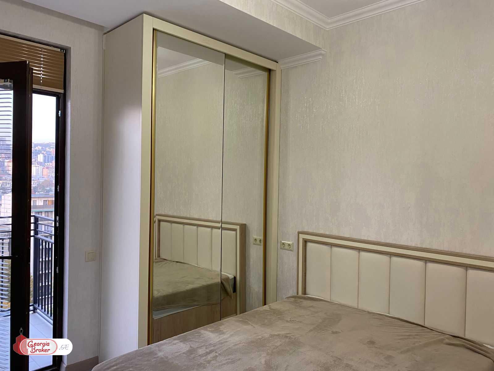 продается квартира с новым ремонтом 2-комнаты