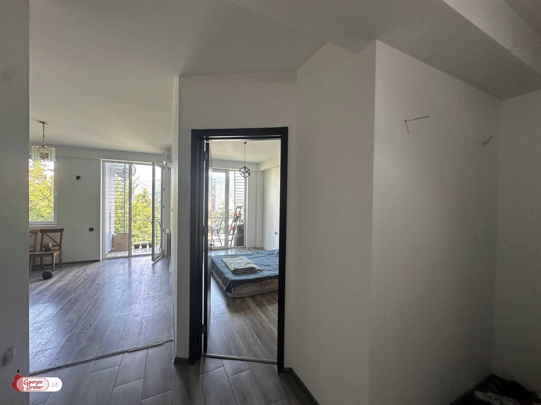 продается квартира с новым ремонтом 2-комнаты