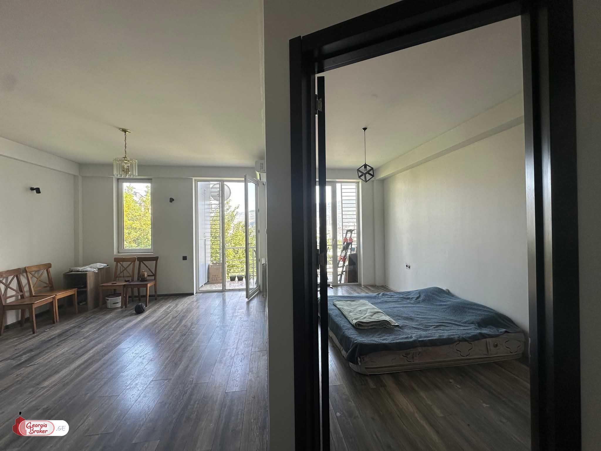 продается квартира с новым ремонтом 2-комнаты