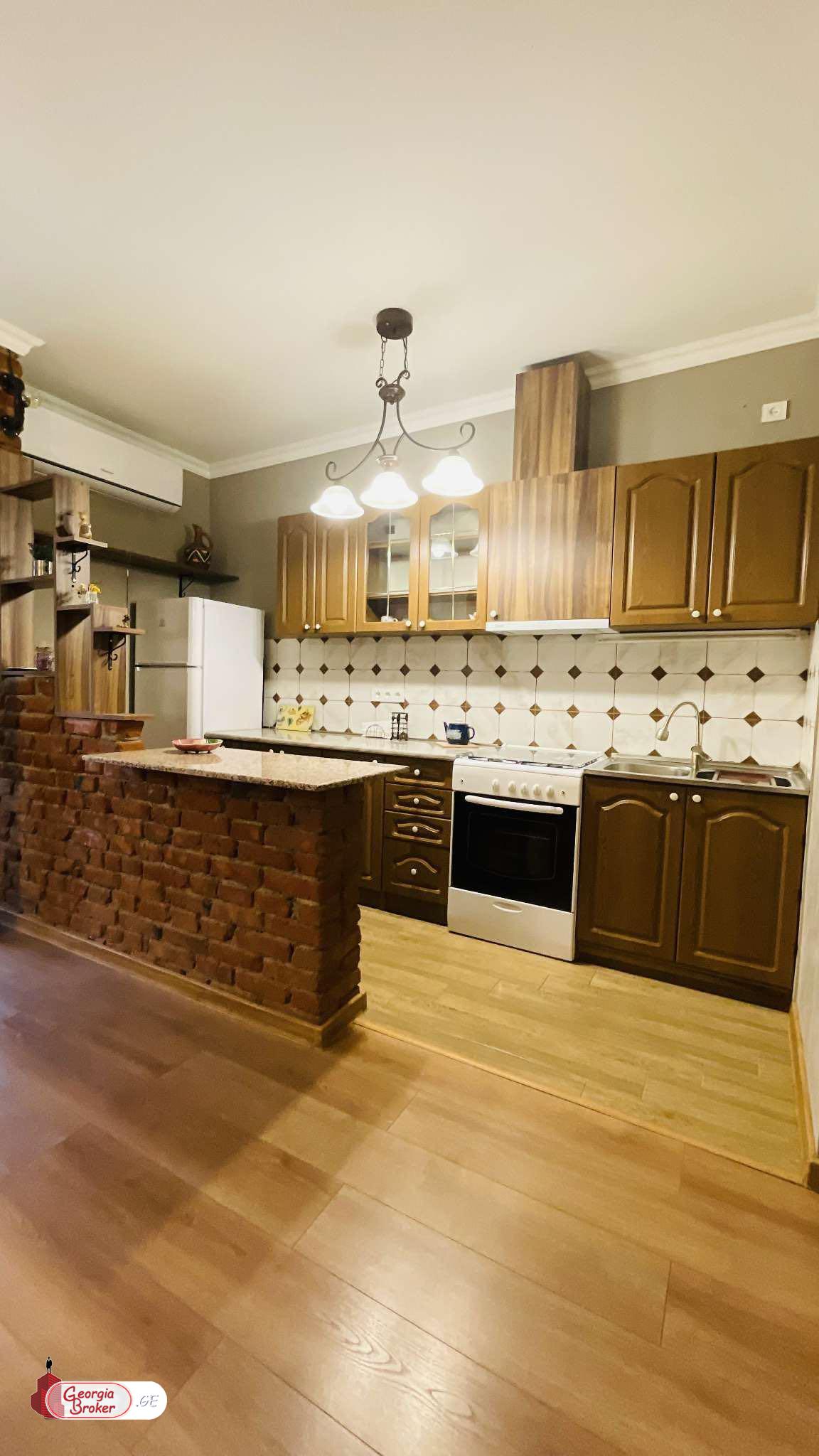 продается квартира с новым ремонтом 2-комнаты