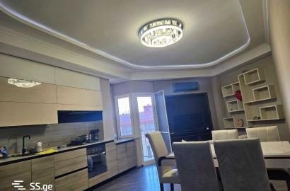 продается квартира с новым ремонтом 3-комнаты