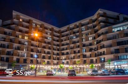 продается квартира с новым ремонтом 3-комнаты