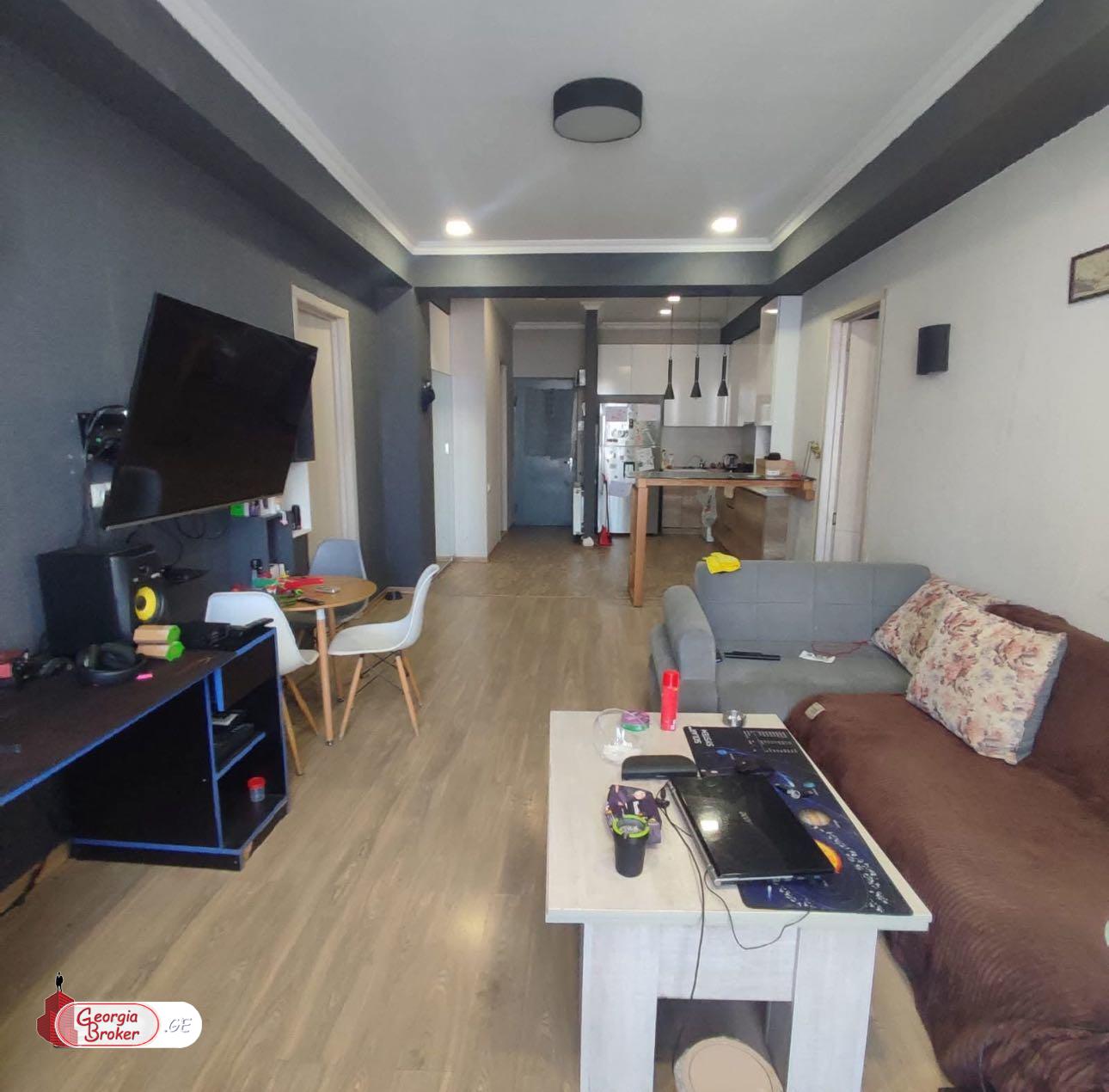 იყიდება ახალი გარემონტებული 3 ოთახიანი ბინა