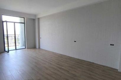 продается квартира с новым ремонтом 3-комнаты