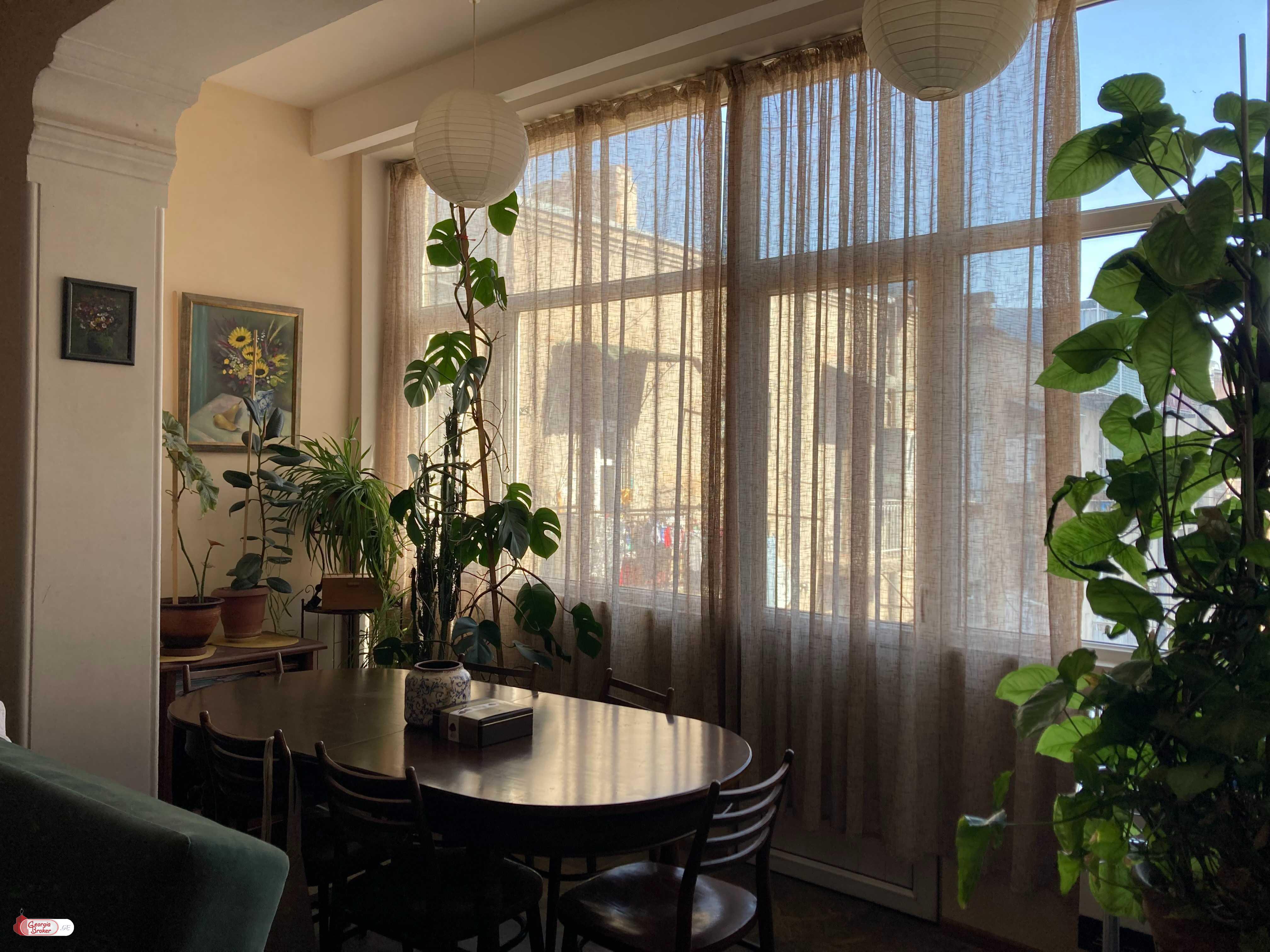 nearly repaired 3-room apartment for sale