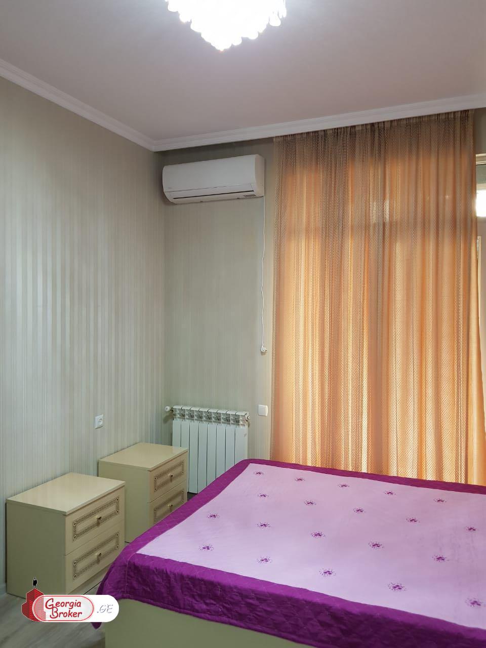 nearly repaired 2-room apartment for sale