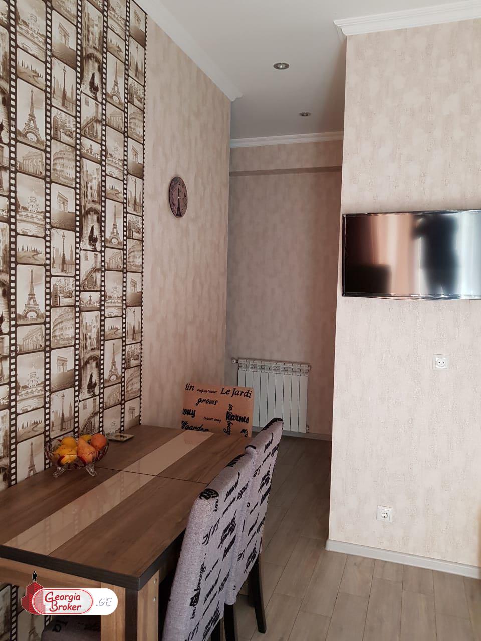 nearly repaired 2-room apartment for sale