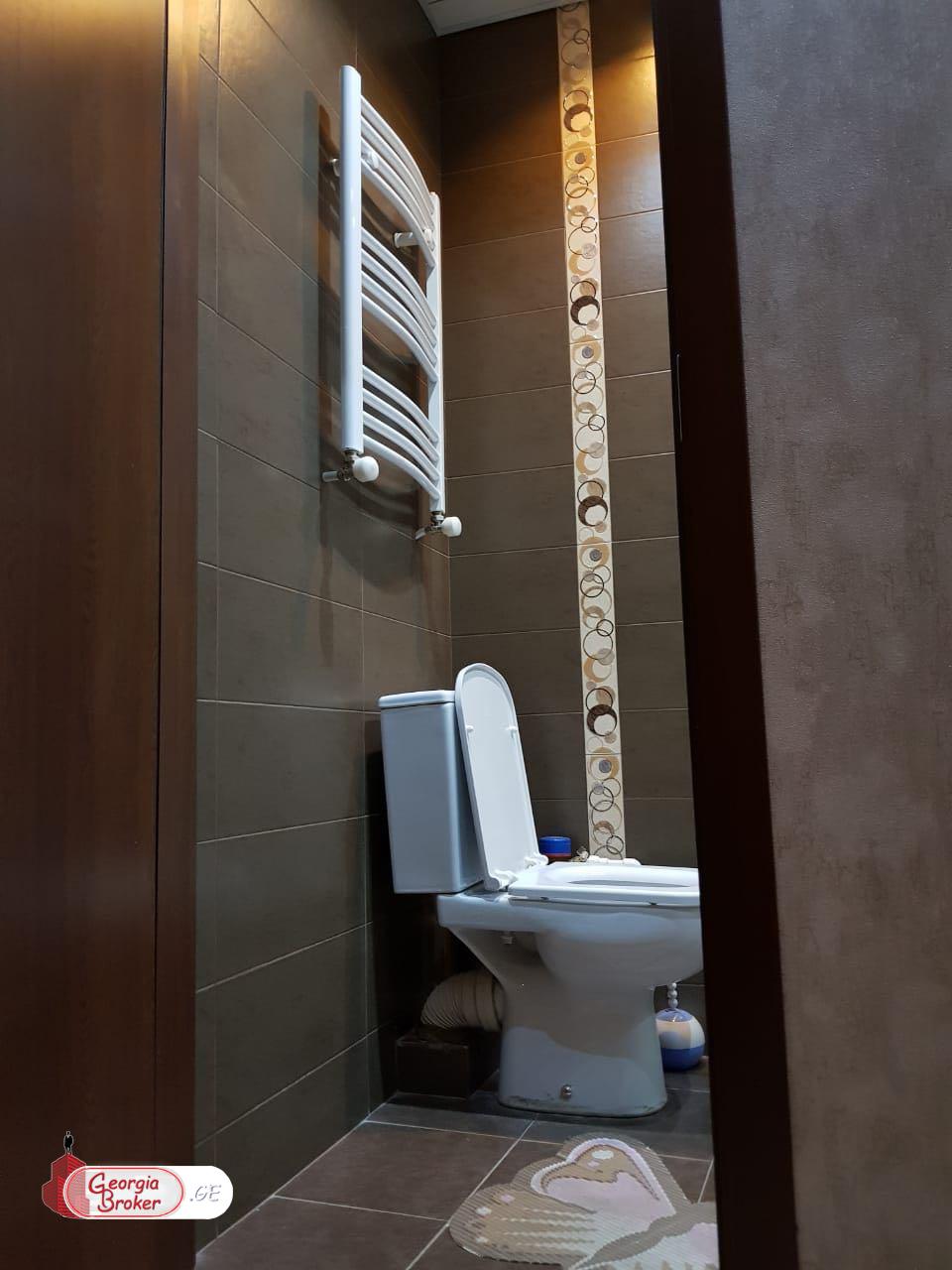 nearly repaired 2-room apartment for sale