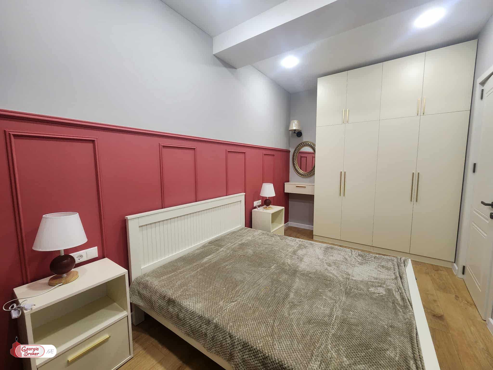 продается квартира с новым ремонтом 2-комнаты