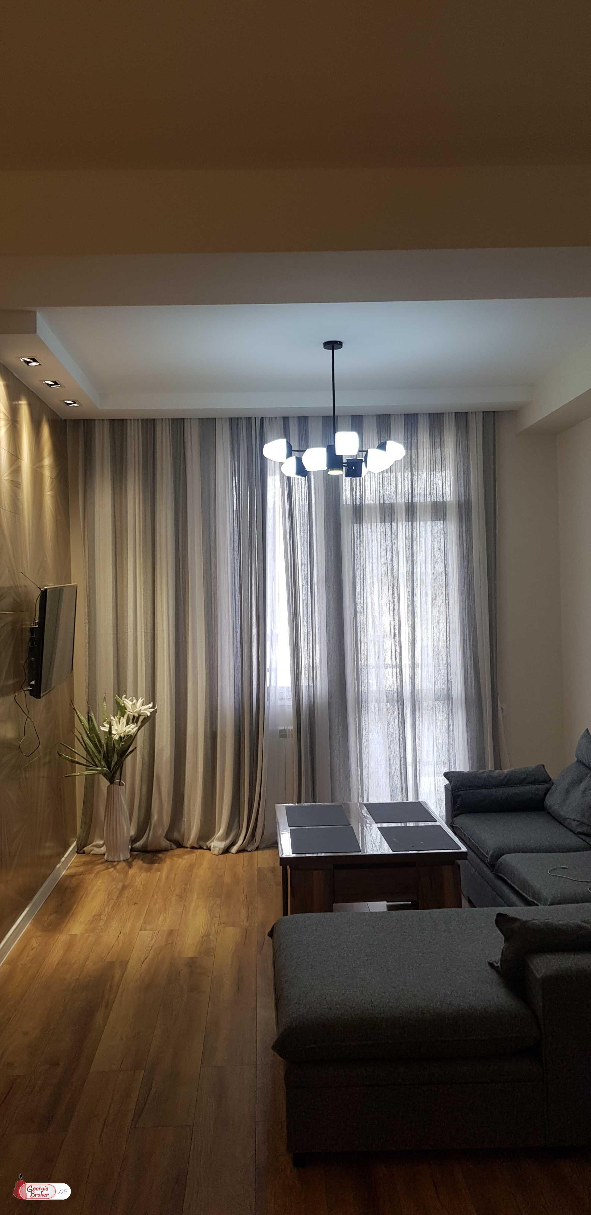 იყიდება ახალი გარემონტებული 2 ოთახიანი ბინა