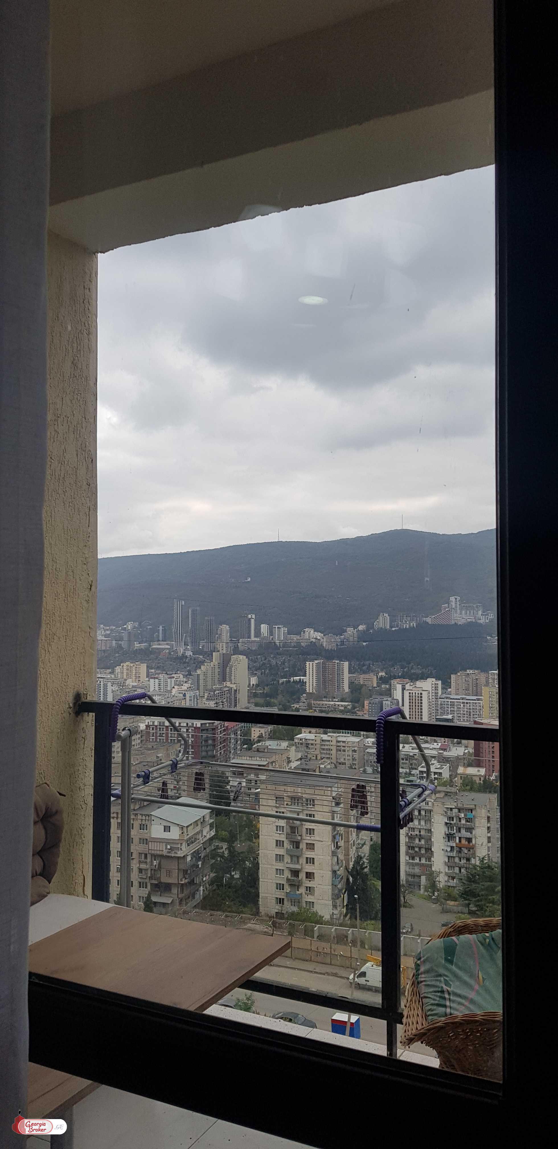 იყიდება ახალი გარემონტებული 2 ოთახიანი ბინა