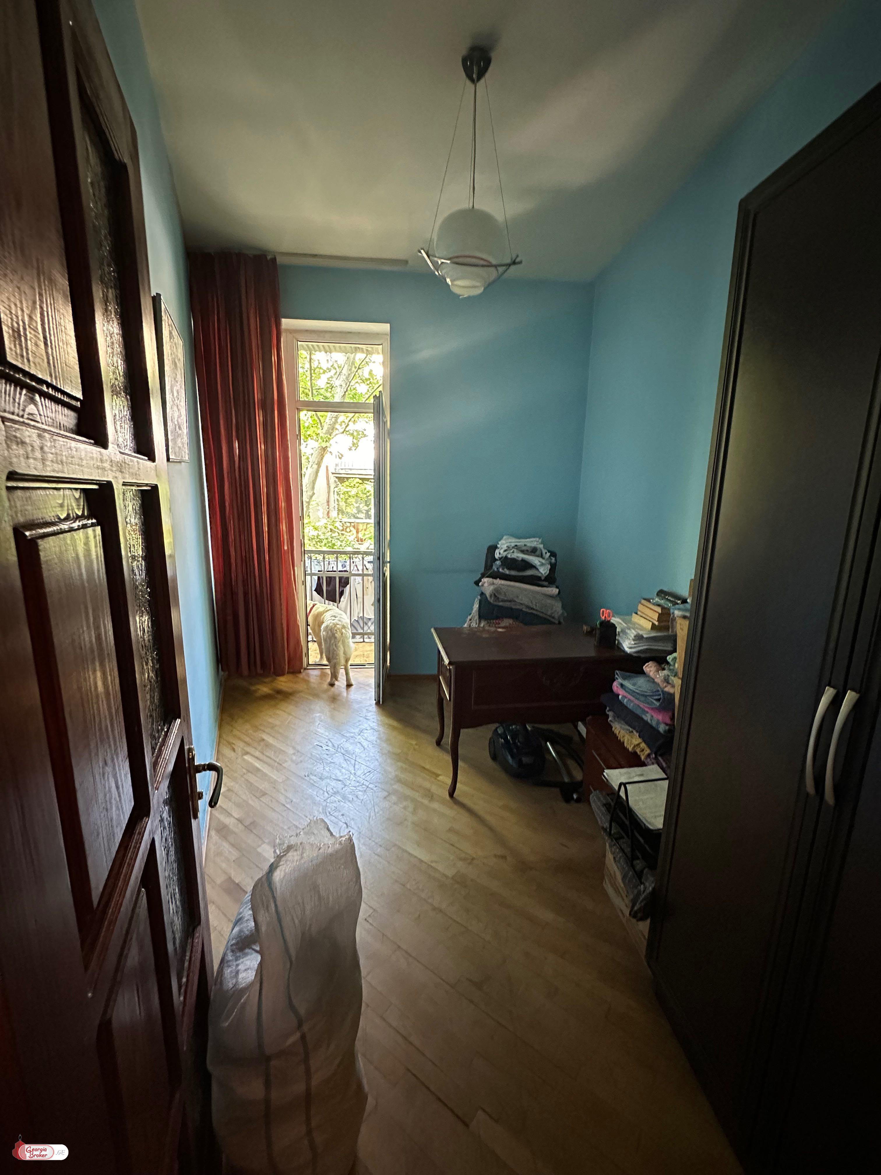 nearly repaired 4-room apartment for sale