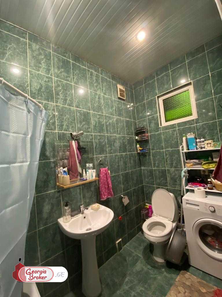 nearly repaired 3-room apartment for sale