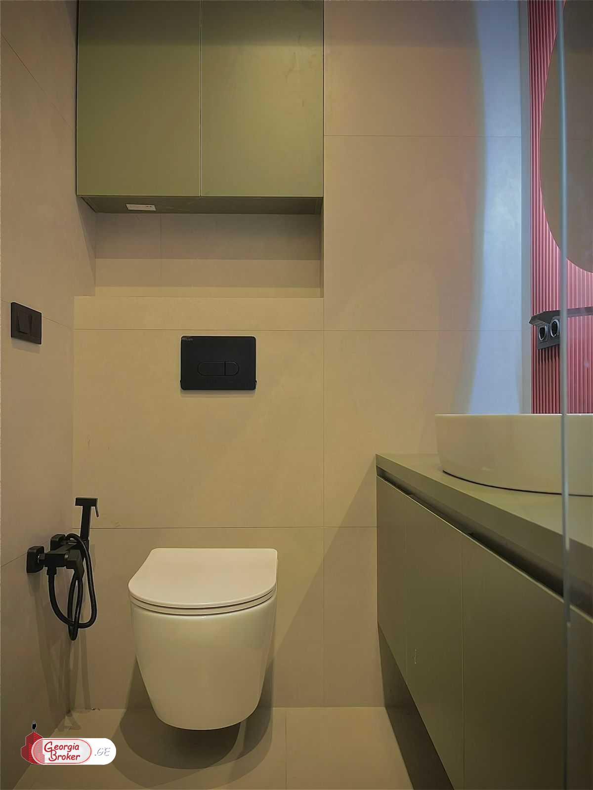 nearly repaired 2-room apartment for sale