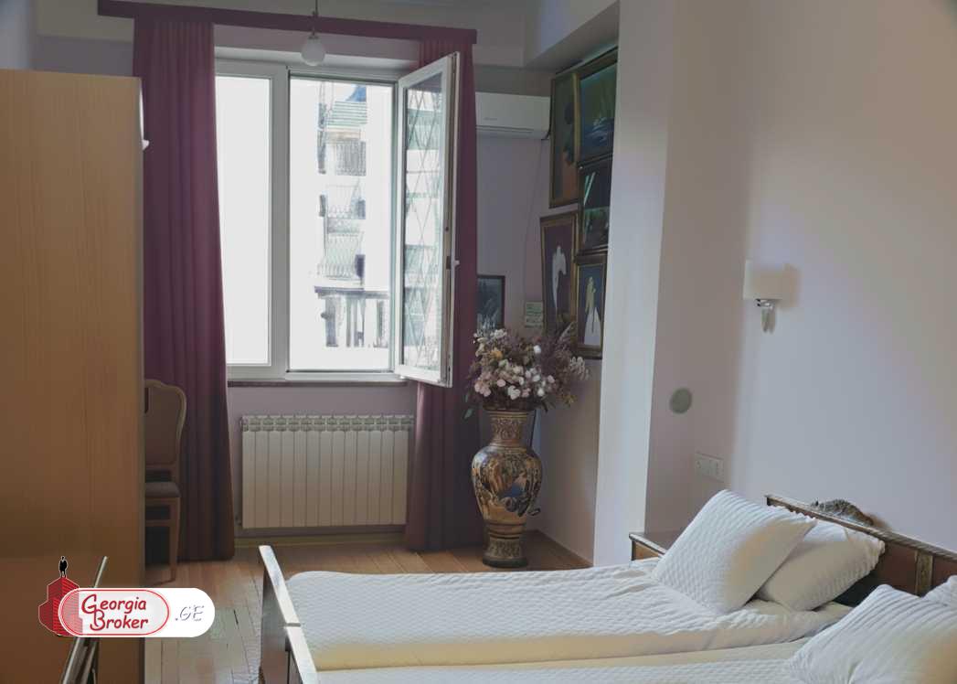 nearly repaired 5-room apartment for sale