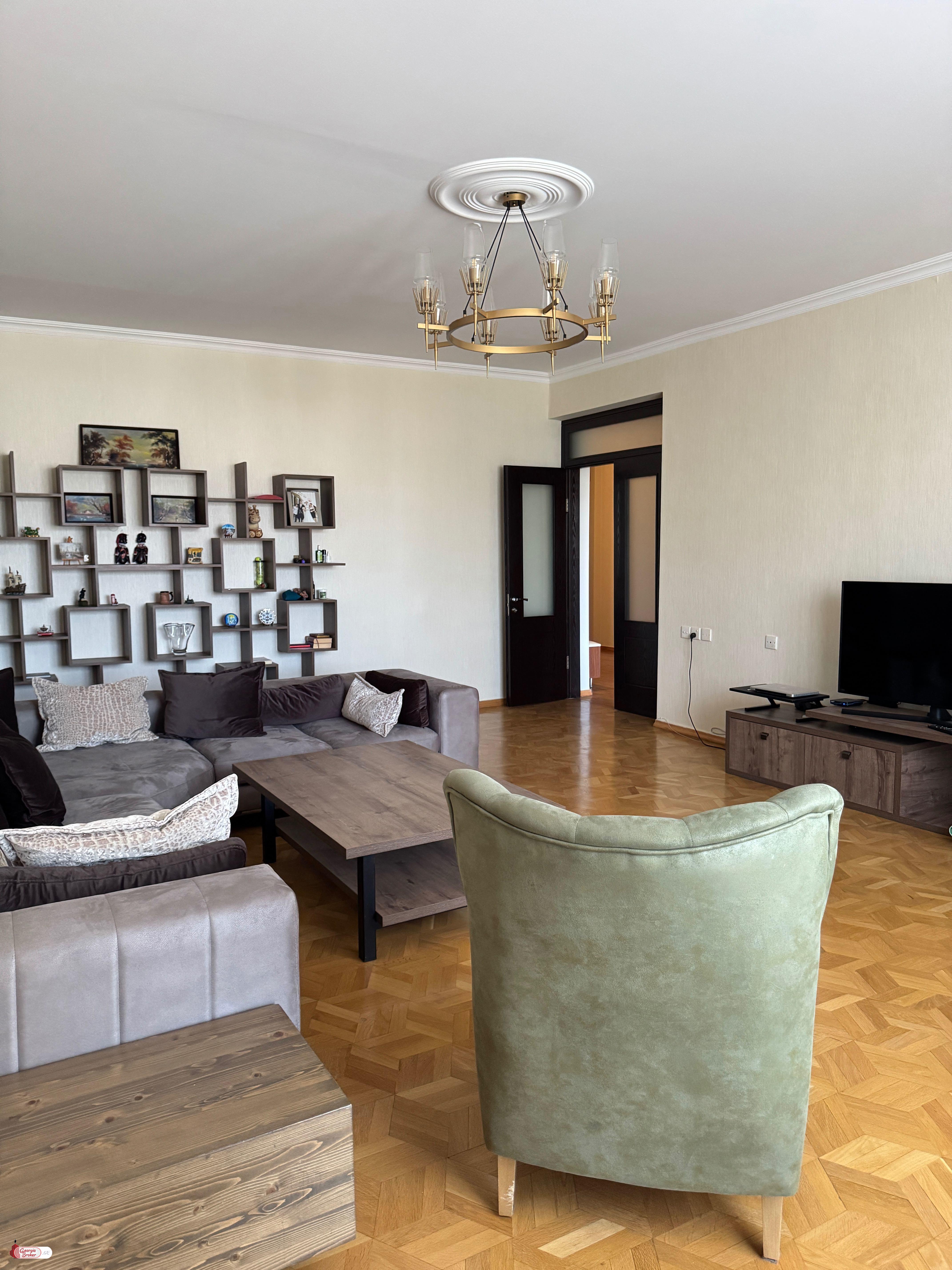 nearly repaired 5-room apartment for sale